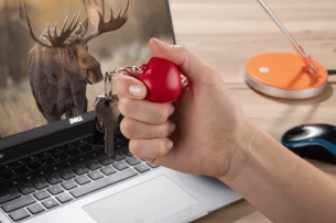 Brelok antystresowy LOVE - Czerwony